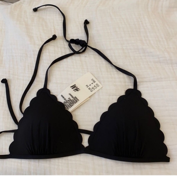 ❤️❤️❤️ H&M Swimwear. Size 4 - Picture 2 of 5